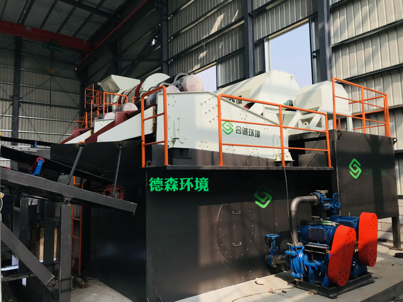 DS通溝污泥治理修復現場