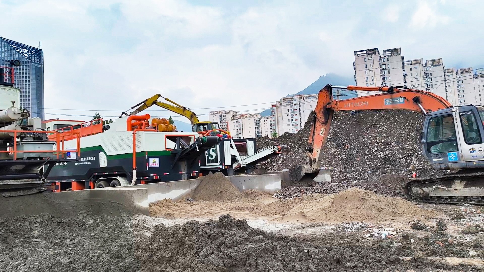 以土為基，筑穩(wěn)未來——德森環(huán)境土壤修復(fù)的深層價(jià)值與多維擔(dān)當(dāng)